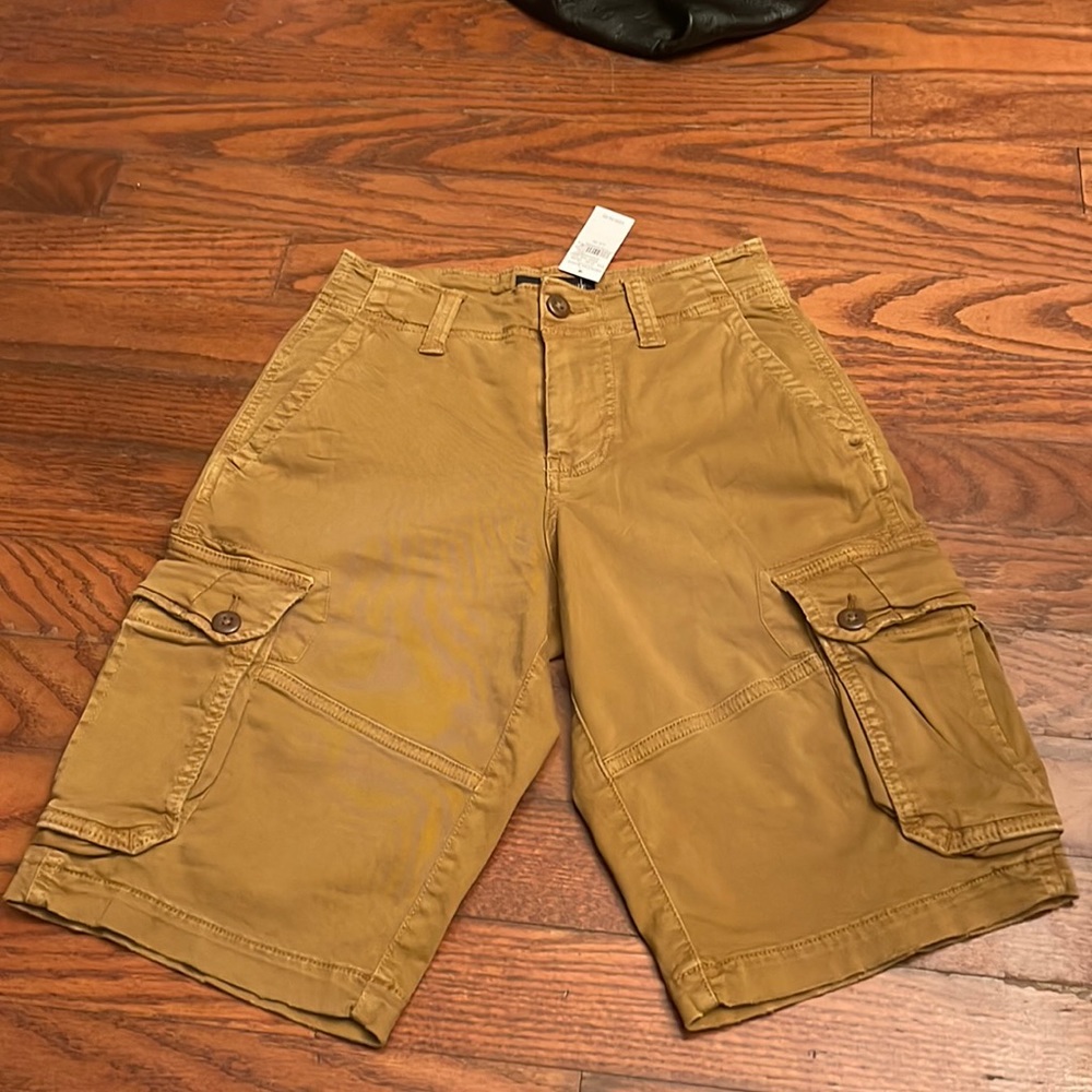American Eagle cargo shorts size 26